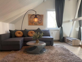 Gemütliches Mansarden-Apartment mit 2 Schlafzimmern & separater Küche